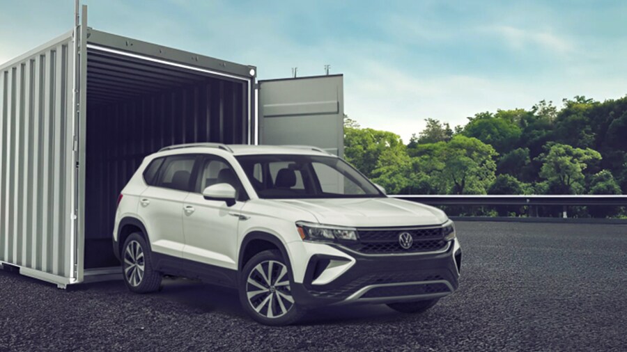 the-solution-cars-in-containers