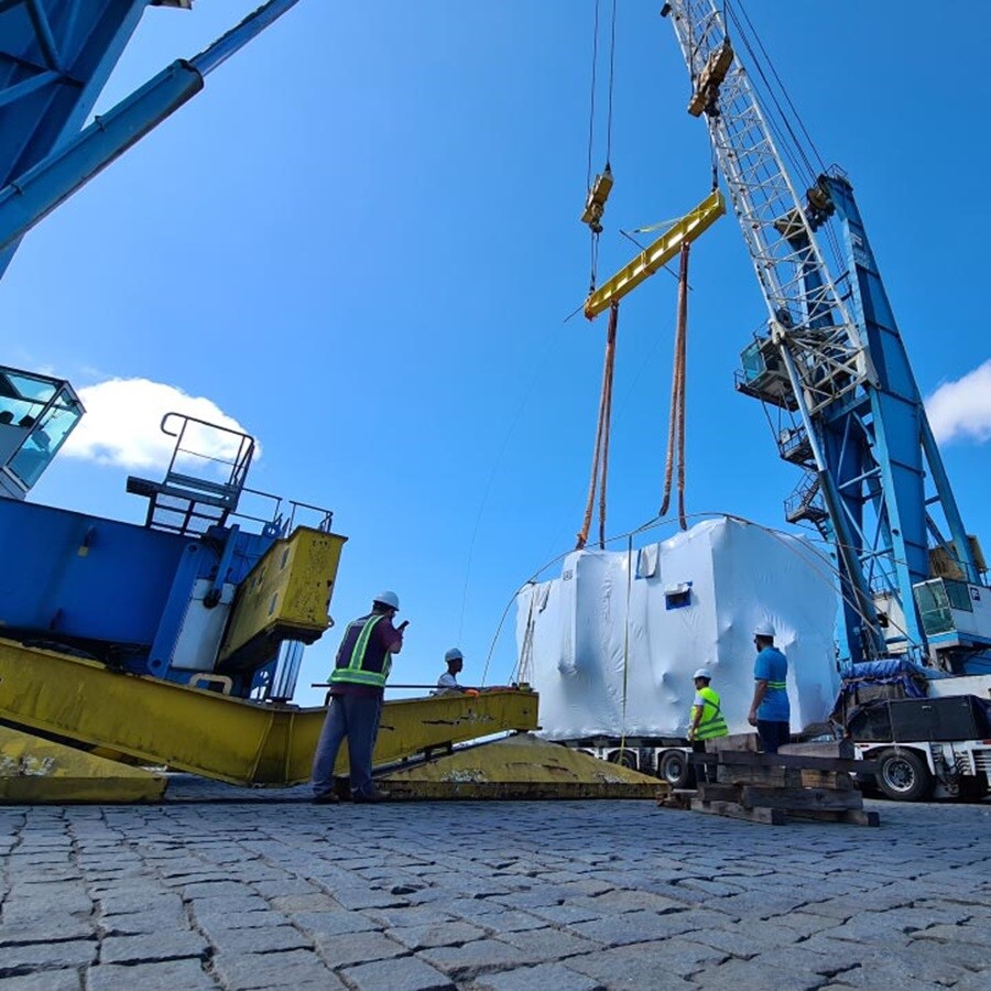 Crane with large cargo