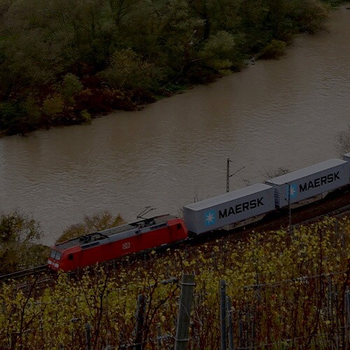 Cross border rail transportation